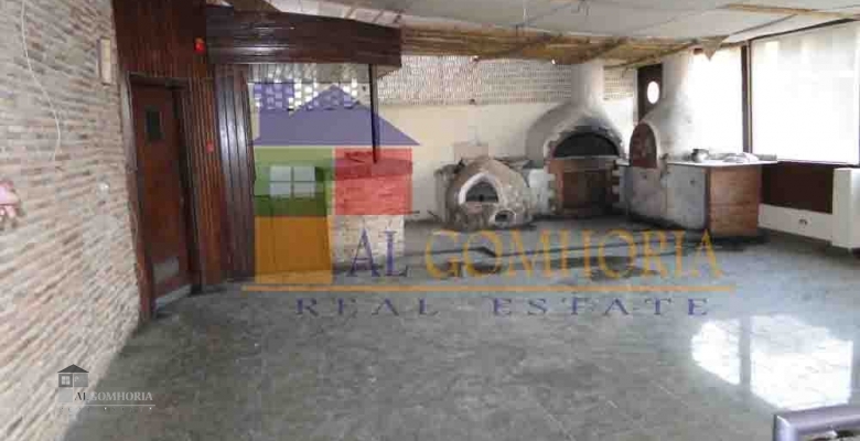 Commercial Space for rent 233.00 M2 in Cairo, Tagamoa El Khames