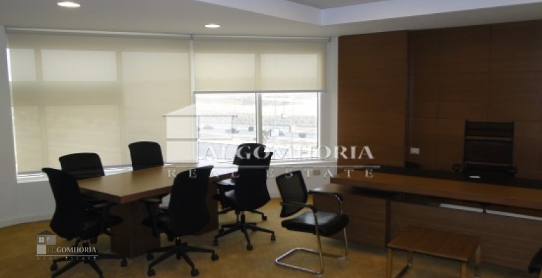 Commercial Space for rent 925.00 M2 in Cairo, Tagamoa El Khames