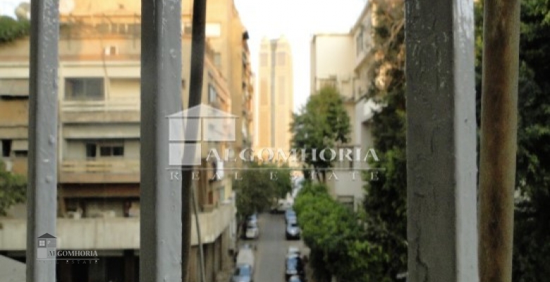 شقه للايجار السكنى فى الزمالك (مأجره حاليا أكتر من سنه)