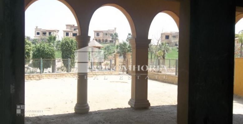 Villa 783.00 for sale M2 in Cairo, Tagamoa El Khames