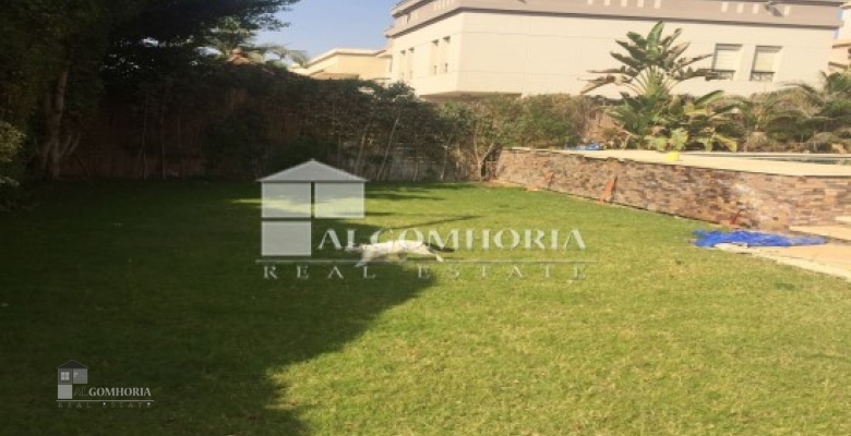 Furnished Villa for rent 328.00 M2 in Cairo, Rehab