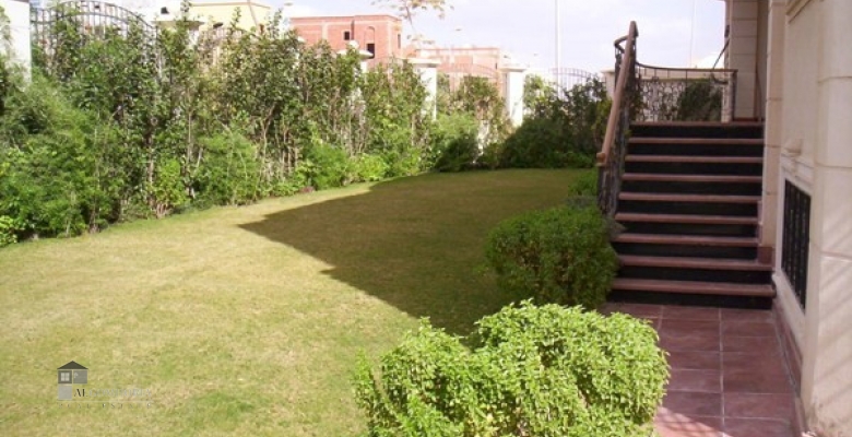 Unfurnished Building for rent 822.00 M2 in Giza, 6th of october
