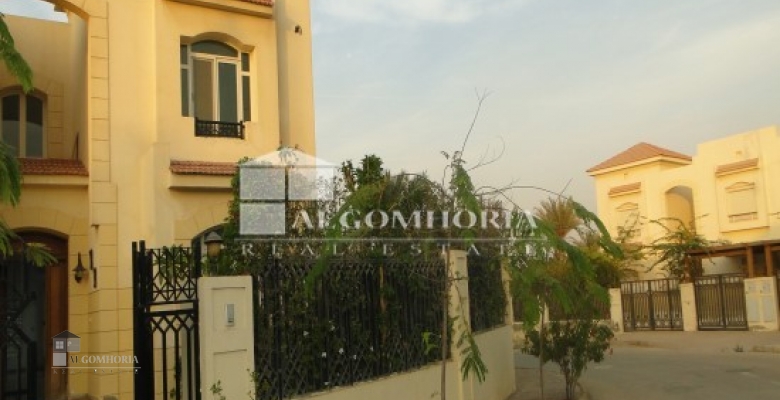 Villa 600.00 for sale M2 in Giza, 6th of october