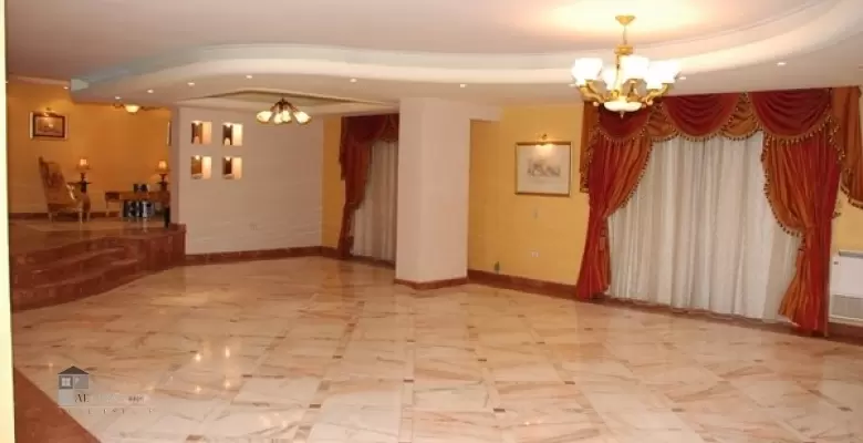Unfurnished Apartment for rent 320.00 M2 in Cairo, Maadi