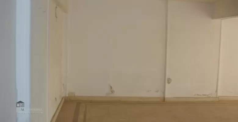 Unfurnished Apartment for rent 180.00 M2 in Giza, Mohandeseen