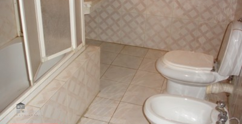 Unfurnished Ground Floor for rent 500.00 M2 in Cairo, Maadi