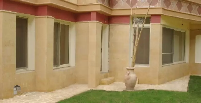 Unfurnished Ground Floor for rent 220.00 M2 in Cairo, Maadi