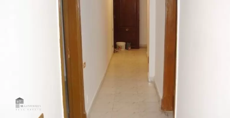 Unfurnished Villa for rent 400.00 M2 in Cairo, Maadi
