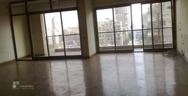 Unfurnished Office Space for rent 300.00 M2 in Cairo, Zamalek