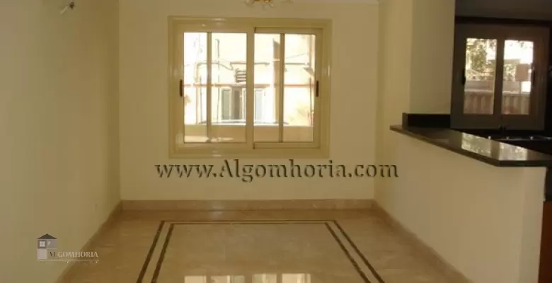 Unfurnished Apartment for rent 320.00 M2 in Cairo, Maadi