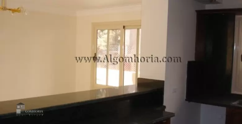 Unfurnished Apartment for rent 320.00 M2 in Cairo, Maadi