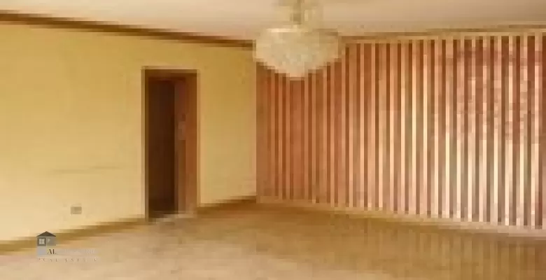 Unfurnished Apartment for rent 160.00 M2 in Giza, Mohandeseen
