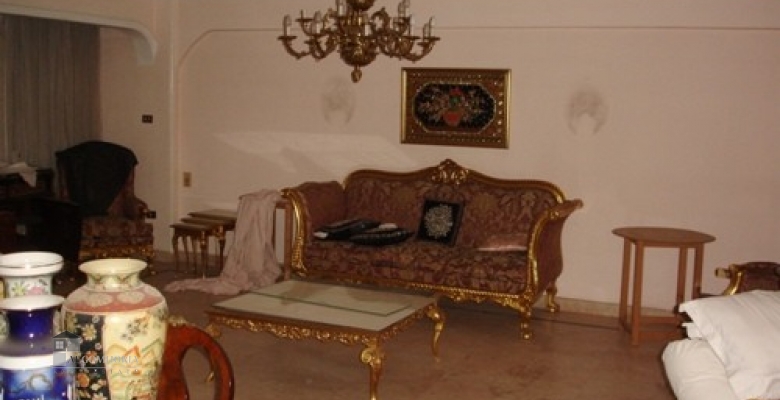 Unfurnished Apartment for rent 220.00 M2 in Giza, Mohandeseen