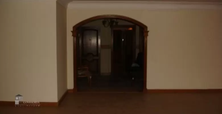 Unfurnished Apartment for rent 300.00 M2 in Cairo, Maadi