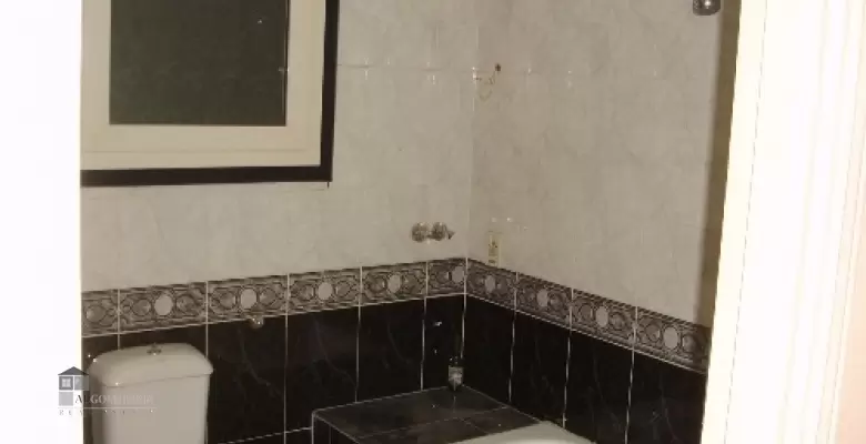 Unfurnished Apartment for rent 0.00 M2 in Cairo, Heliopolis