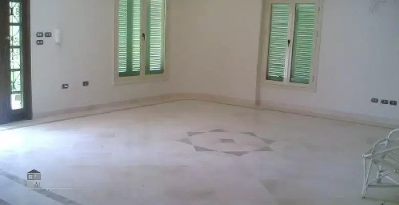 Unfurnished Villa for rent 300.00 M2 in Cairo, Heliopolis