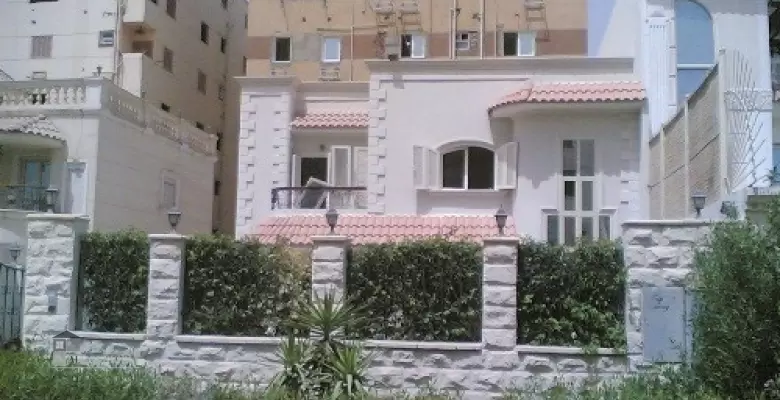Unfurnished Villa for rent 300.00 M2 in Cairo, Heliopolis
