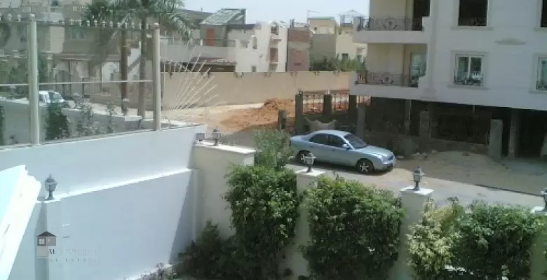 Unfurnished Villa for rent 300.00 M2 in Cairo, Heliopolis