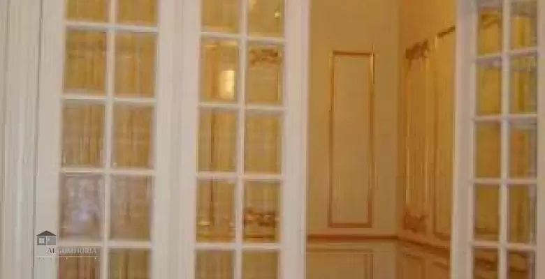 Unfurnished Apartment for rent 310.00 M2 in Cairo, Heliopolis