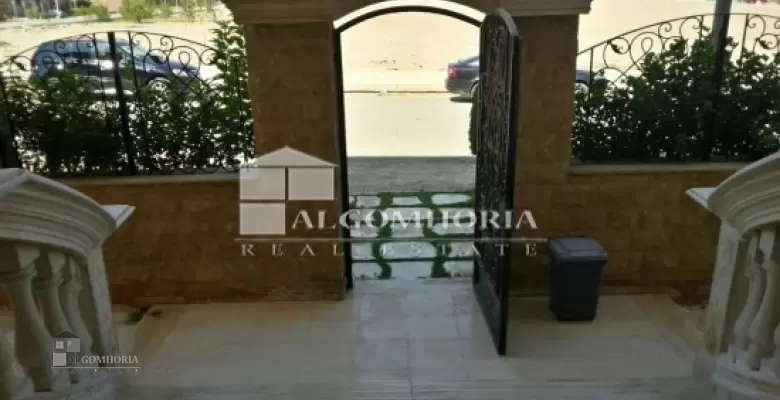 Duplex 440.00 for sale M2 in Cairo, Tagamoa El Khames