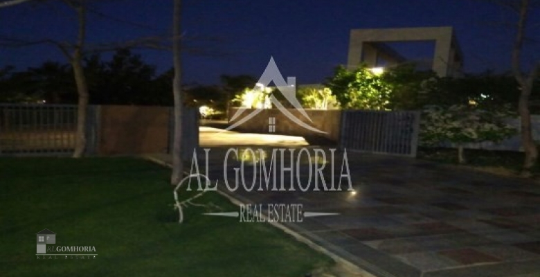 Unfurnished Villa for rent 825.00 M2 in Giza, 6th of october