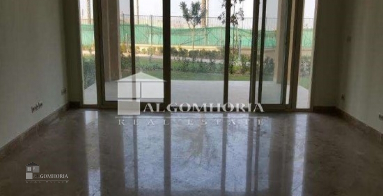 Unfurnished Apartment for rent 210.00 M2 in Cairo, El-Mokatam