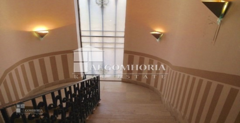 فيلا للايجار- كمبوند العزيزية