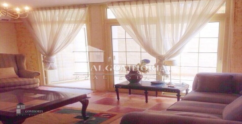 فيلا للايجار- كمبوند العزيزية