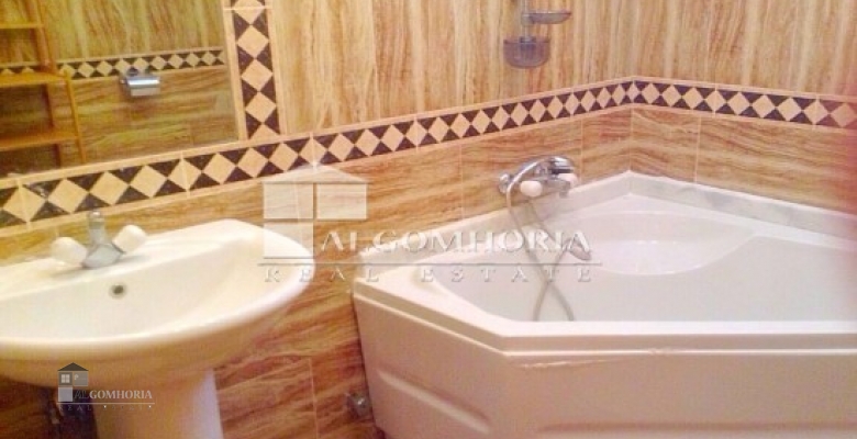 فيلا للايجار- كمبوند العزيزية