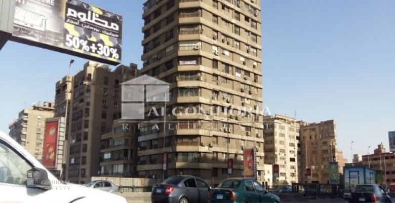 Unfurnished Apartment for rent 305.00 M2 in Cairo, Maadi