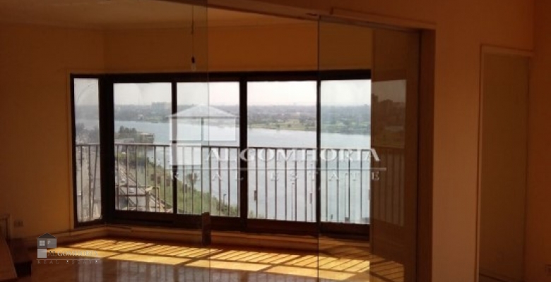 Unfurnished Apartment for rent 305.00 M2 in Cairo, Maadi