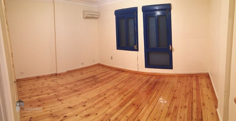 شقة بموقع متميز بمدينة نصر