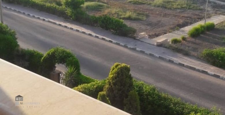 شاليه للبيع بموقع متميز بمارينا