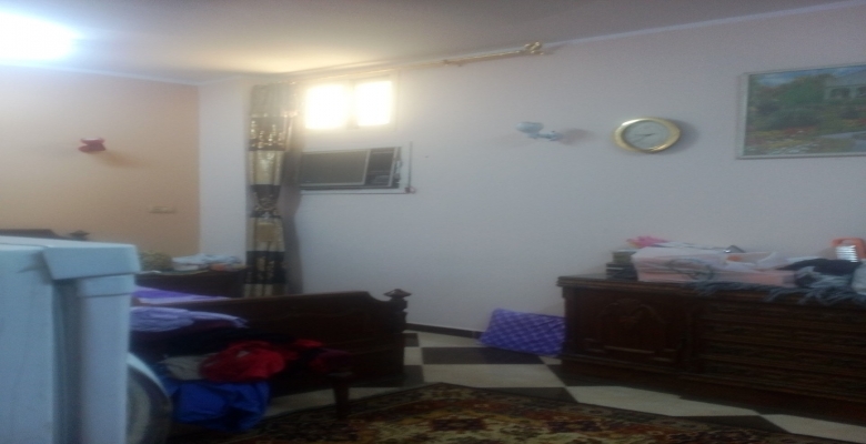 شقه للبيع بموقع متميز في حلوان