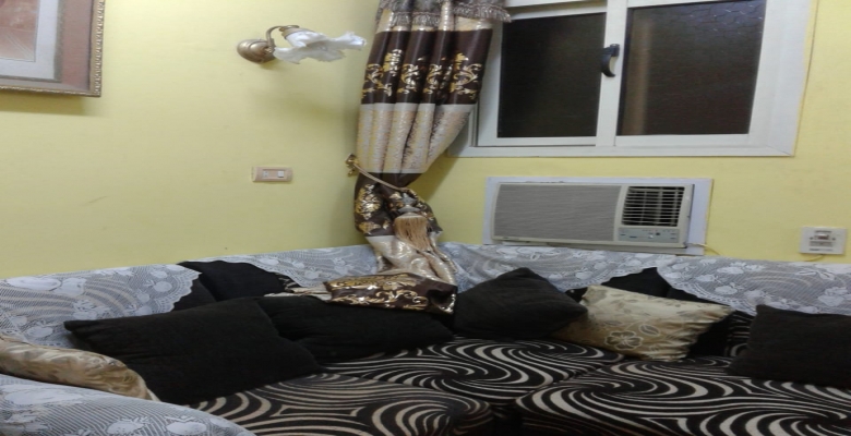 شقه للبيع بموقع متميز في حلوان