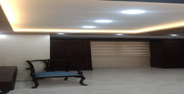 شقه للايجار بحي راقي بالعجوزه