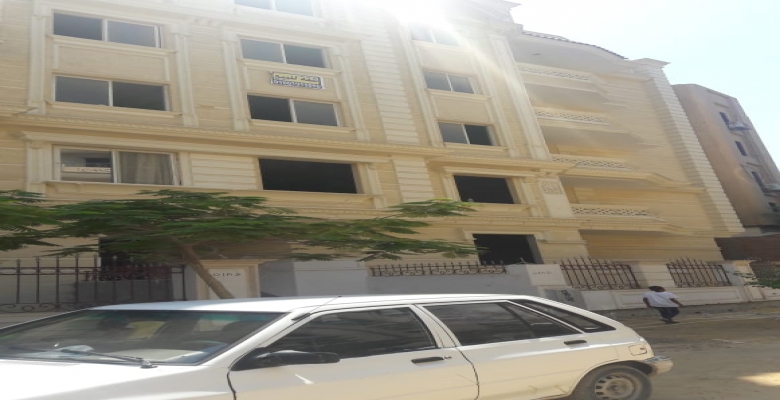 شقه بأفضل مناطق المقطم ( الدبلوماسيين )