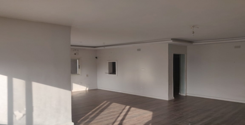 فرصة شقة بموقع متميز بامتداد الامل