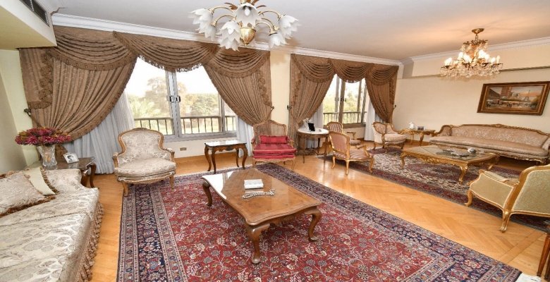 شقه بموقع متميز جدااا للبيع الزمالك