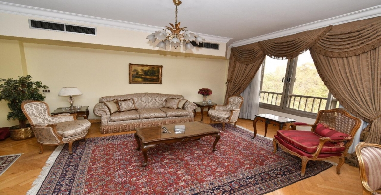 شقه بموقع متميز جدااا للبيع الزمالك