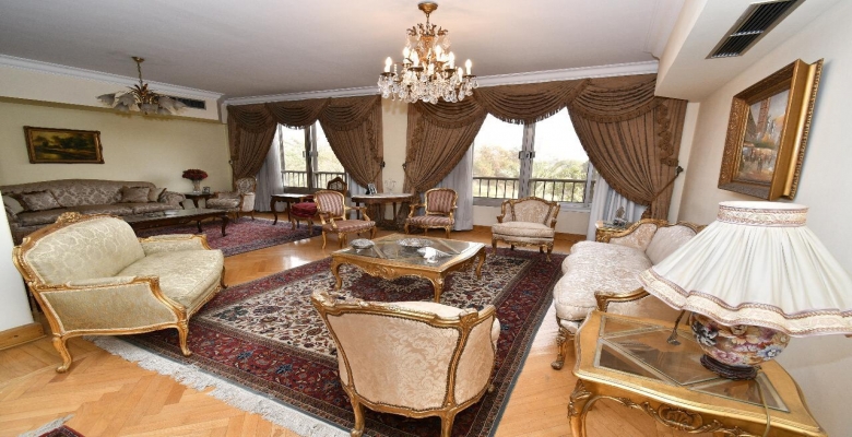 شقه بموقع متميز جدااا للبيع الزمالك