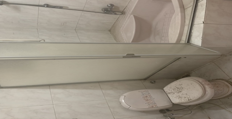 فرصه حقيقية بأرقي موقع بالكوربه خلف الاتحادية بالأول فوق الأرضي ١٧٠ م٢ مسجله بحصه بالارض بحريه ٣ مقفول و ريسبشن ٣ قطع