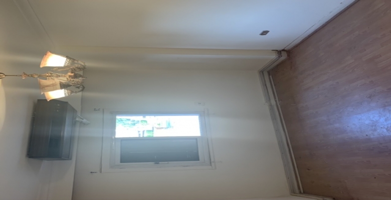 فرصه حقيقية بأرقي موقع بالكوربه خلف الاتحادية بالأول فوق الأرضي ١٧٠ م٢ مسجله بحصه بالارض بحريه ٣ مقفول و ريسبشن ٣ قطع