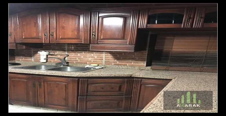 بحى الاشجار شقه 209 متر للبيع الدور الرابع