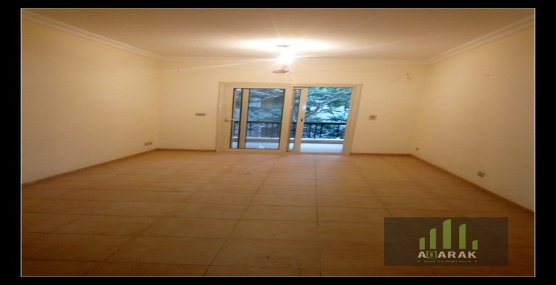 شقة 127 م فى كمبوند حى الاشجار تطل بالكامل على حدائق بفيو رائع غير مجروحة تماما - يوجد حراسه بالحى 24 ساعه على البوابات .. وداخل الحى يوجد ايضا شركه نظافه وصيانه خاصه بالحى يوجد باركينج للسيارات ويوجد نادى رائع امام السنتر ســايبر . جيم .. وكافى شوب داخل 