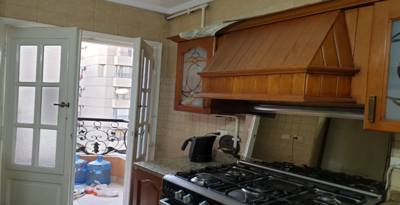 شقة للبيع بجوار النادي الاهلي بمدينة نصر