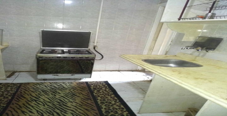 للايجار بمدينه الشروق شقة مفروشة سوبر لوكس 100م