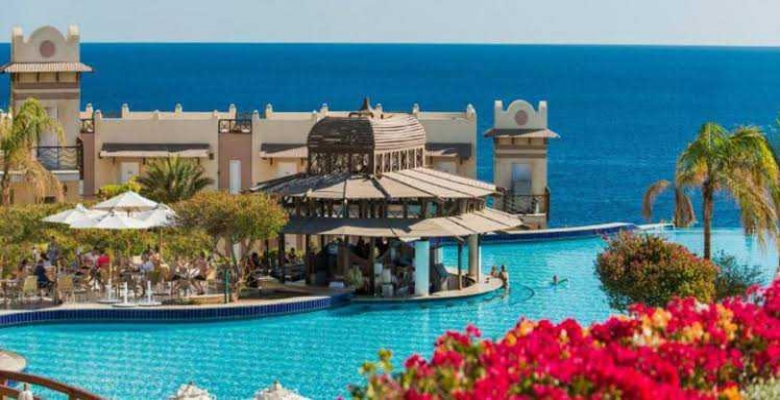 فرصة إستلم شاليه بالفرش في منتجع لاسيرينا عيون موسي ارقي منتجعات البحر الأحمر ساعتين من بيتك شتا وصيف تأجير الشاليه طول السنة كأنك فاتح مشروع وفي نفس الوقت هتسعد أولادك ومش هتدفع كتير الشاليه 105متر عبارة عن 3 غرف+ريسبشن +مطبخ أمريكي +2 حمام +تراس ?خطوات 