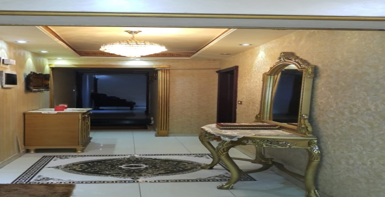 شقة بمدينة نصر مكرم عبيد