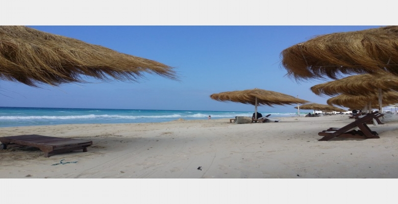 شاليه للايجار بالساحل الشمالى امواج - Chalet for rent in Amwaj North Coast.